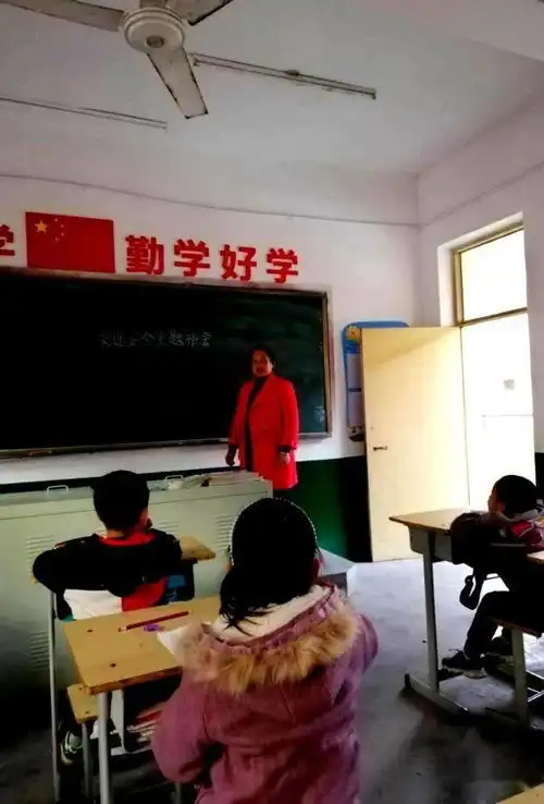 学生安全无小事,交通安全要牢记岳家庄小学交通安全教育活动展示