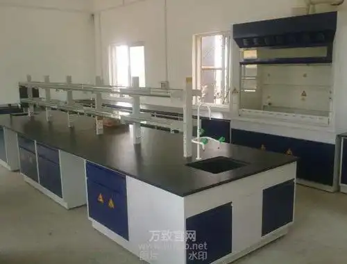 实验台结构的不同对实用性有何影响