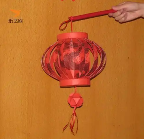 如何用废品自制一个灯笼