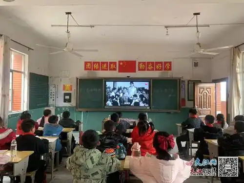 金溪县对桥中心小学开展学雷锋月系列活动图