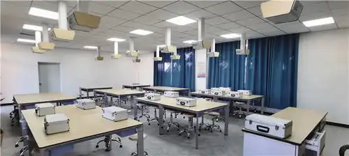 天智案例分享云南衡水实验中学西双版纳学校物理实验室