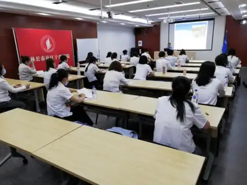 蓄电充能提素质强筋壮骨练内功我市举办社区党组织书记学党史强治理专题培训班二