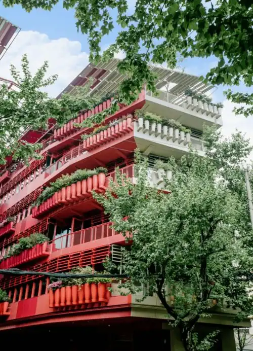让努维尔中国作品首秀,2500个花钵组成的垂直峡谷