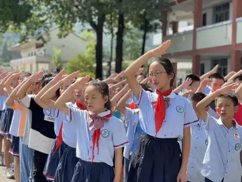 祖国母亲,生日快乐今天让我们一起为祖国庆生