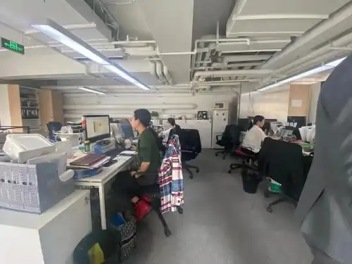 霄云路网信大厦287平精装复试带家具双面采光出租办公楼租赁北京我爱我家
