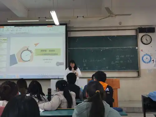 化材学院多措并举上好春季学期开学第一课